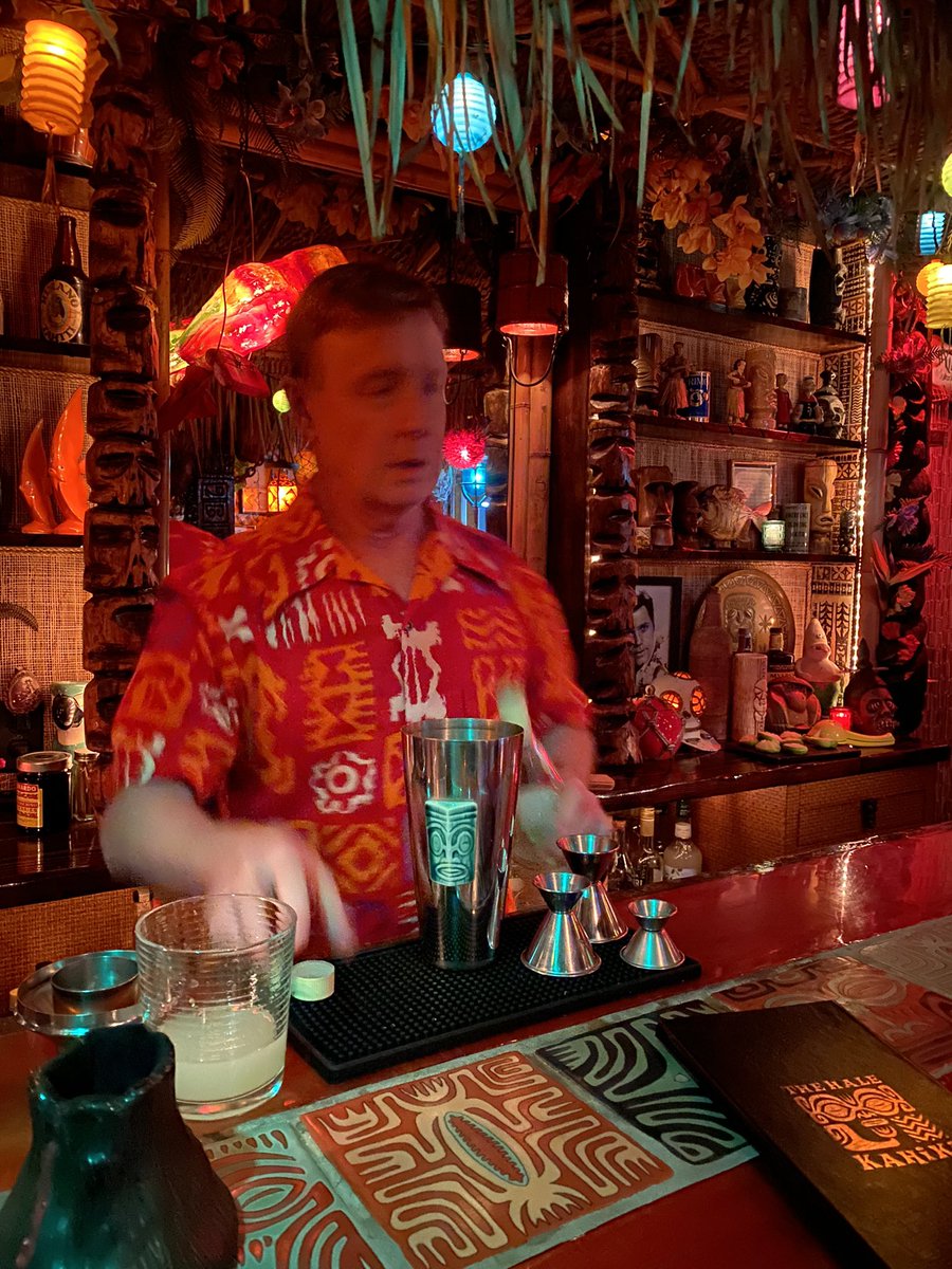 Tiki tOny tweet media