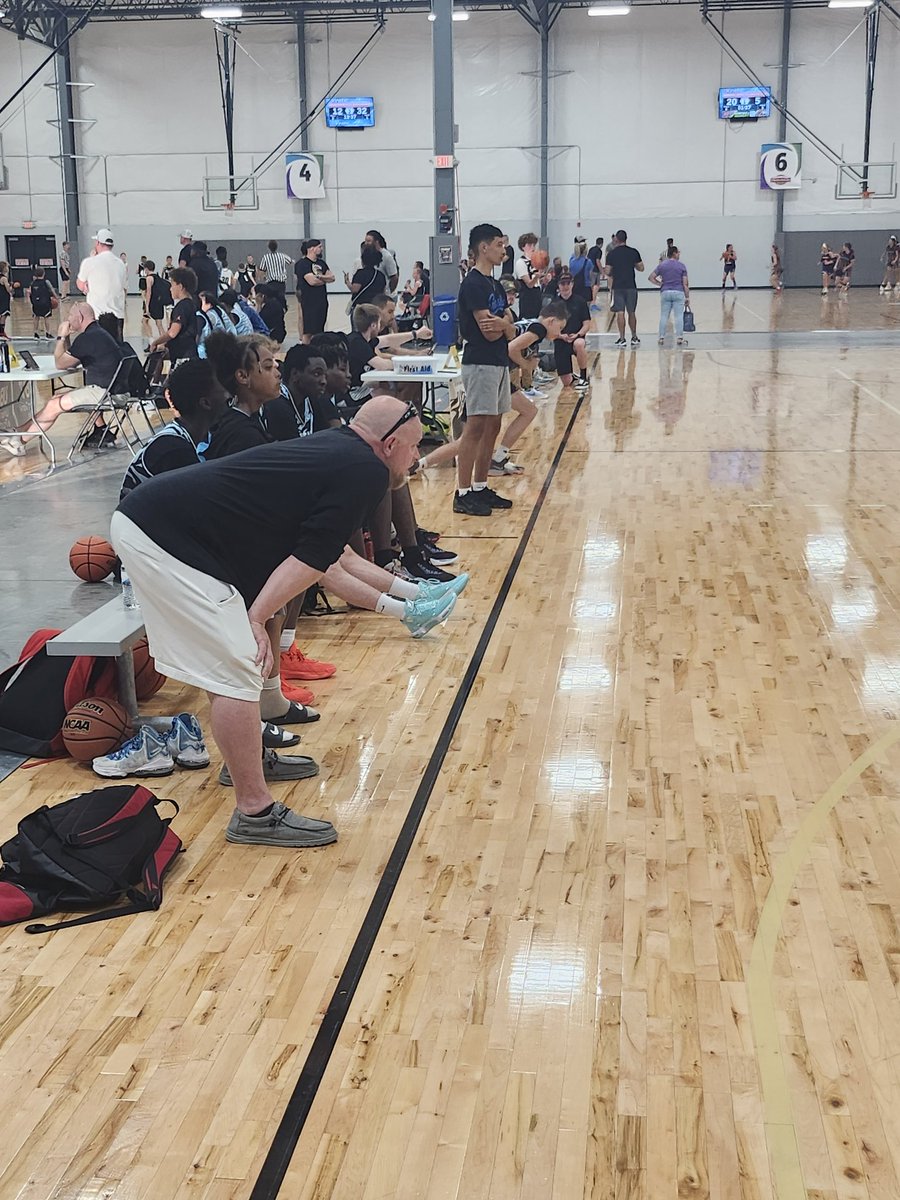 MFastbreakers's tweet image. Malone Fastbreakers 15U with a big win this evening!!!
#Fastbreakers #Malone