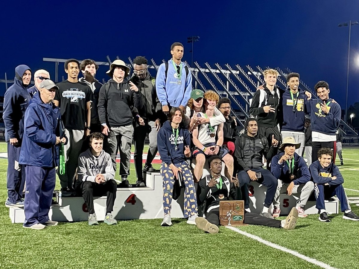 Regional Runner-ups! Great job boys! ⁦@SolonSchools⁩ ⁦@SolonAthletics⁩