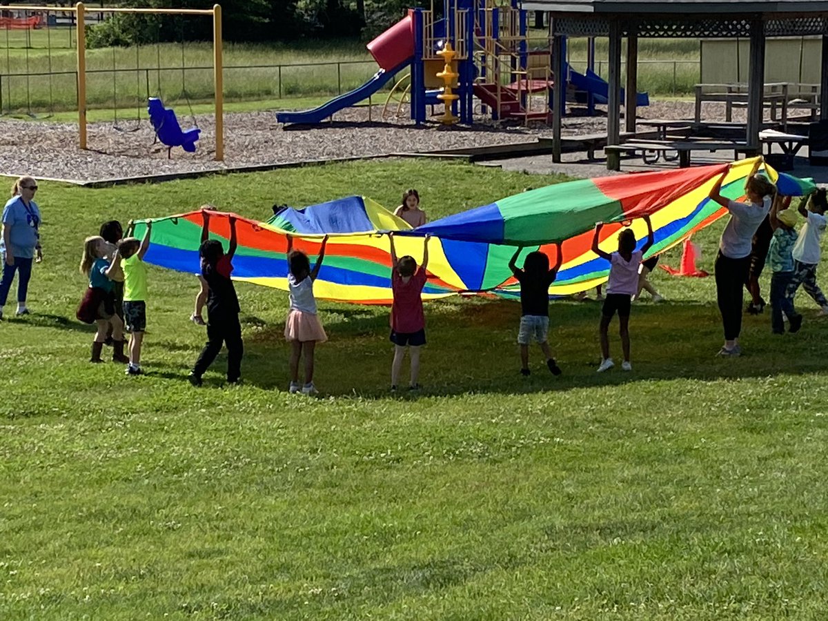 ParrishCES95's tweet photo. Parrish Play Day MTSS Celebration!! https://t.co/J9uWwf4qqx