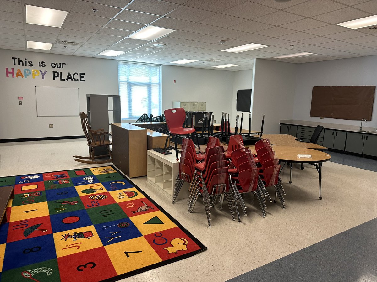 Emily Pullman tweet media