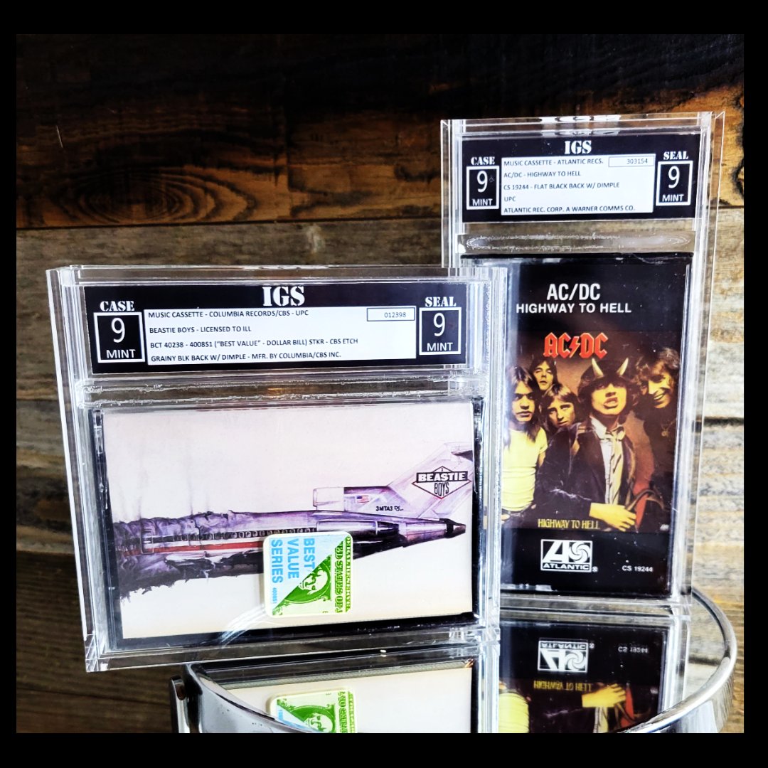 New slimmer case for cassettes! Have more space to collect 💙🙌

#cassettes #sealedcassette #sealedvhs #igsgrading #igsgraded #music #cassette #cassetteculture #cassettecollection #cassettetapes #slimshady #eminem #hiphop #hiphopmusic #hiphopculture #hiphopartist #hiphophead…