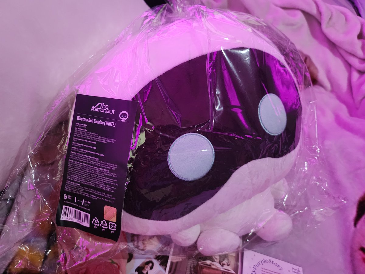 poiamor's tweet photo. Wootteo's home! siempre, my merch came with freebies, too!! thank you, as always,  @PurpleRoomPH ...it's worth the wait!💜

#MyPurpleStory https://t.co/DmyKuNoekK