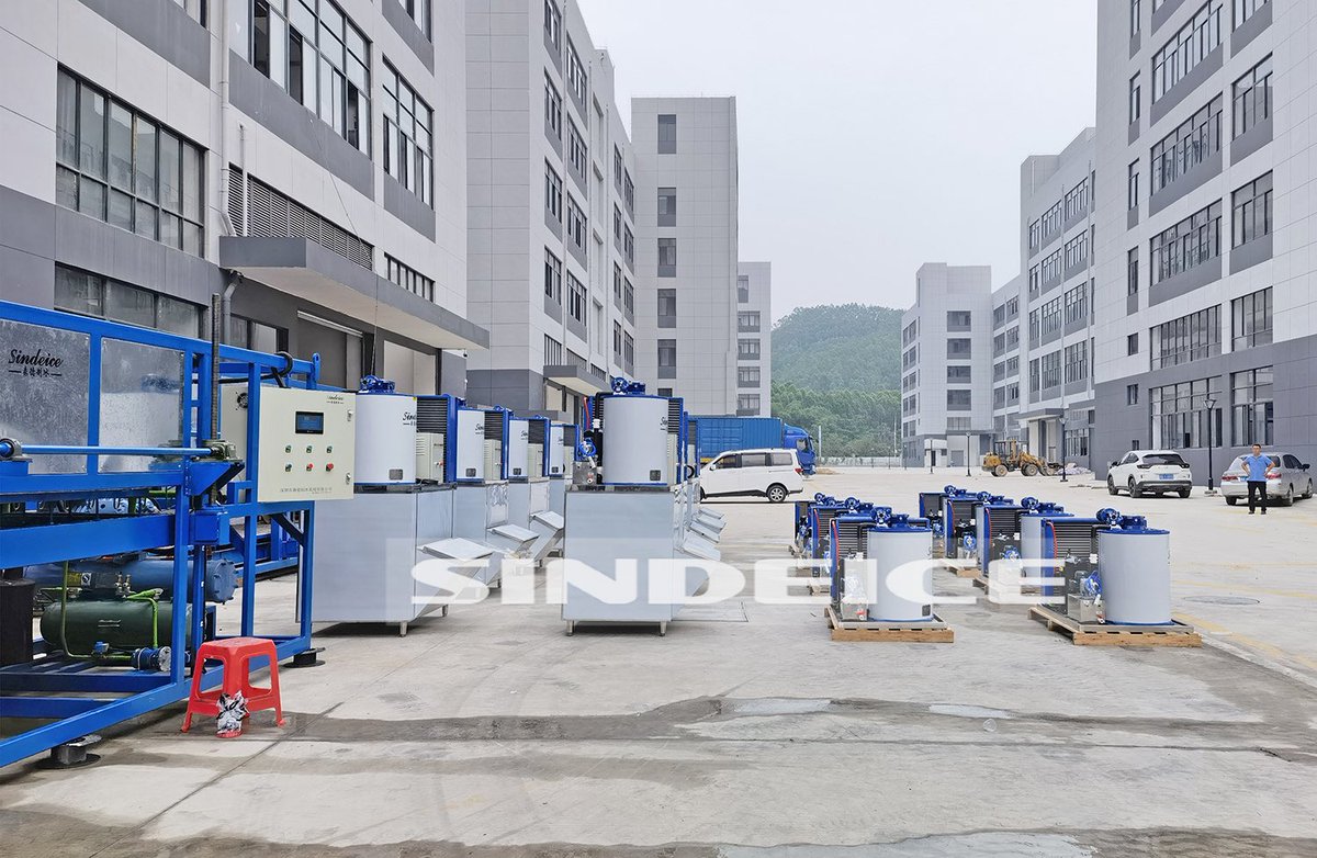 JackSon84655118's tweet image. 16 units 1500kg/day flake ice machine, loading to Africa.

E-mail: jack@sindeice.com 
WA/Mob: +86 135 9021 2579 
Official: sindeicemachine.com

#icemachine #icemaker #icemaking #flakeice #iceflaker #iceplant #tubeice #tubeicemachine #icetrading #icefactory #refrigeration