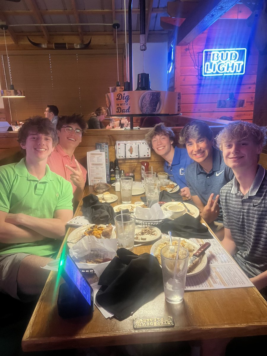 DH_elitebasketball (@dhelitebball) on Twitter photo starting lineup getting a nice dinner in thanks to <a href="/texasroadhouse/">Texas Roadhouse</a>. The boys are locked in. starting lineup getting a nice dinner in thanks to <a href="/texasroadhouse/">Texas Roadhouse</a>. The boys are locked in.