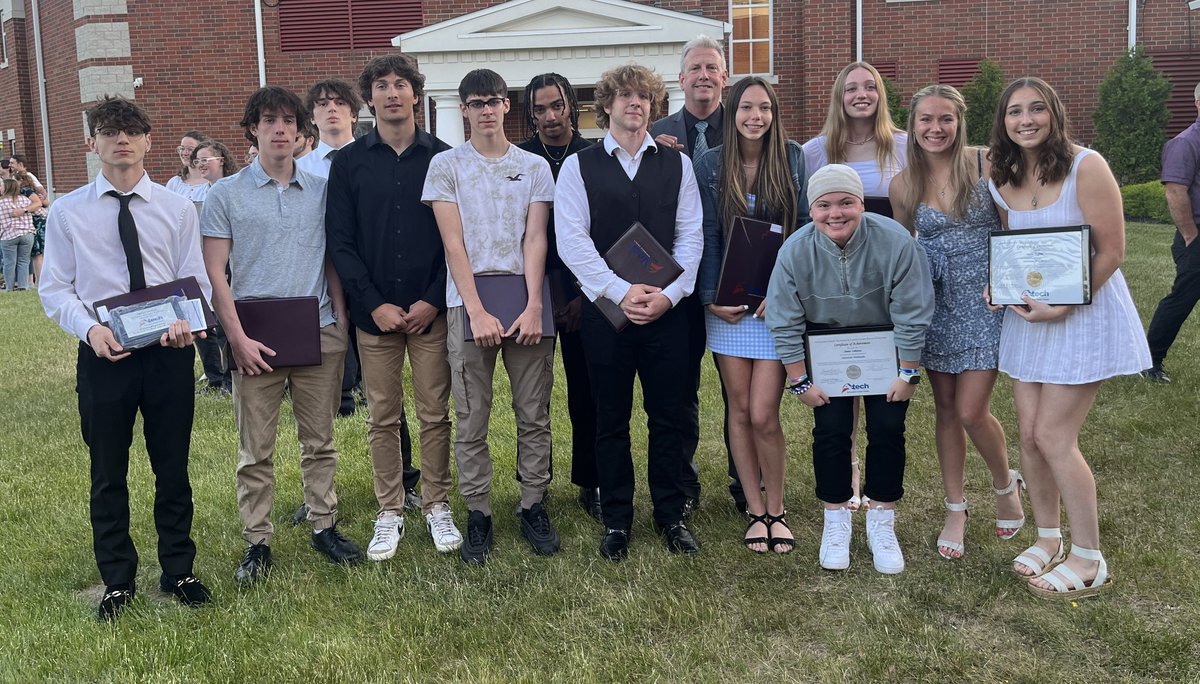 GV_Multimedia's tweet photo. Lots of butting heads with this group but I sure am going to miss them. Kick some butt in life. Thanks for keeping me on my toes. Love you guys. https://t.co/bWLJBnYOPz