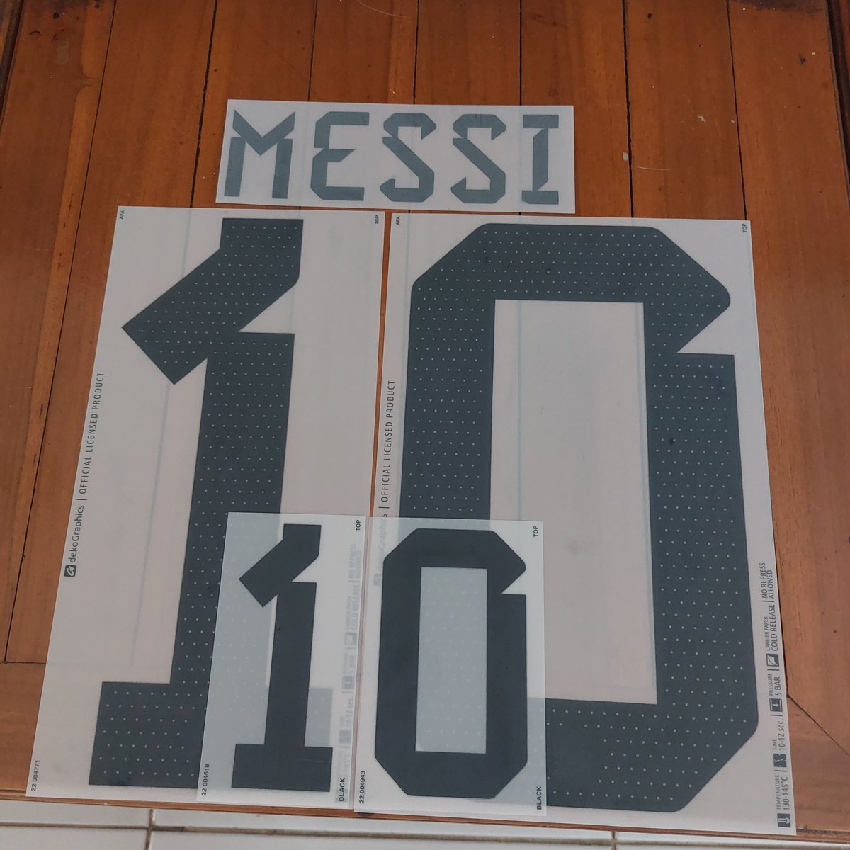 #nameset4sale

Nameset Original Lionel Messi 
Argentina Home and Away
Edisi 2 Stars
Dekographics

Masing masing ada dua pasang

Satunya  475rb

Bisa Tokped

Home
tokopedia.link/Nlmt5Gwl8zb

Away
tokopedia.link/i0psjKyl8zb

@Jerseyforum @fajarrusalem