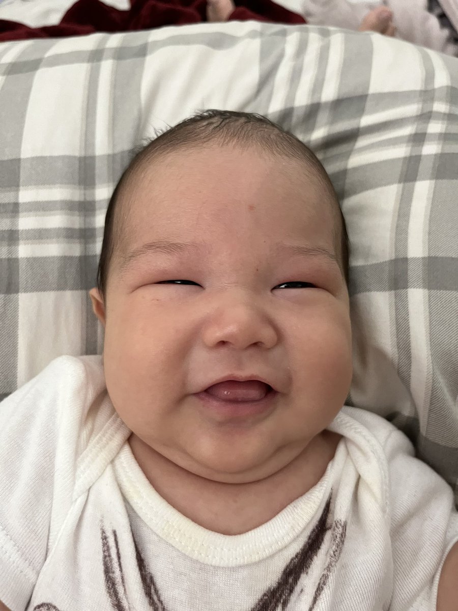_kellsie's tweet photo. My baby is gonna be 2 months next week 🥺 https://t.co/AQyr36Sbma