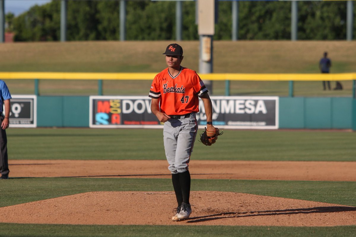 Four frames through four innings. 📸

#EatEmUpKats