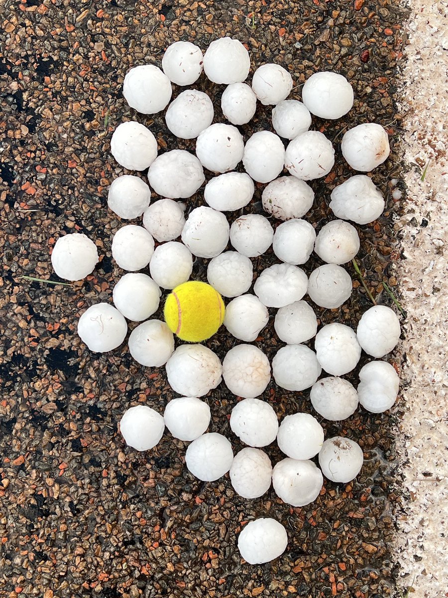 2.7 inch hail on Encino Storm @NWSAlbuquerque #nmwx #wxtwitter