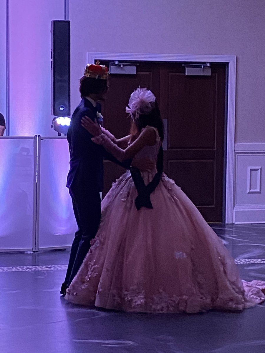 DunellenHS's tweet photo. The DHS Prom Court. Congratulations to Queen Lauren Hawthorne-Spivey and King John Kimble. https://t.co/3c9H1U1yxF