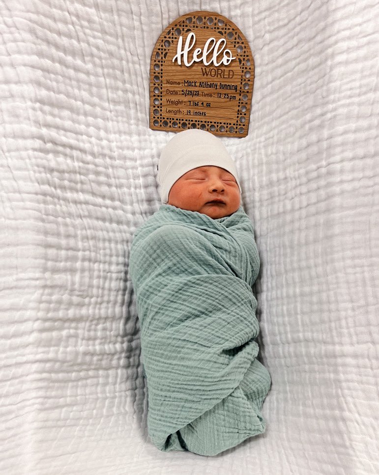 Welcome to the world, baby Mack! Momma and little man are both doing amazing. We are so in love!🩵