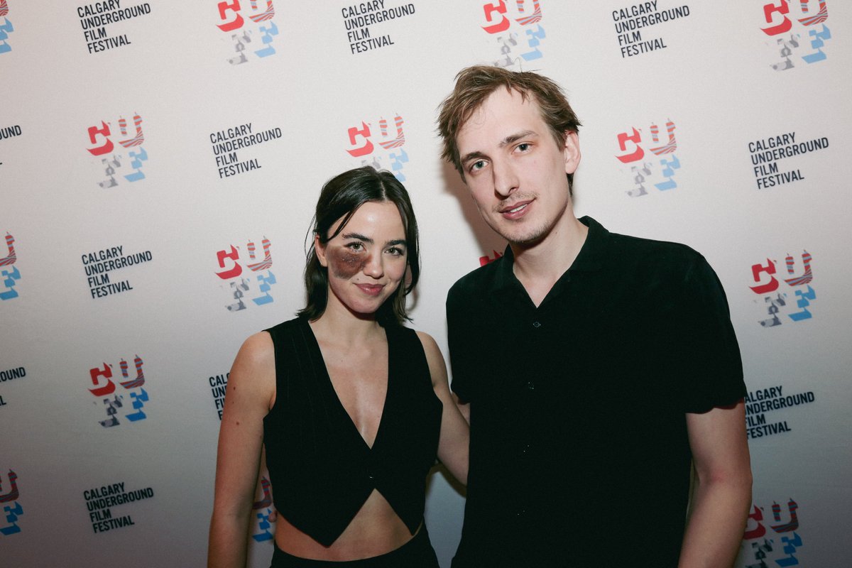 CUFF's tweet photo. The #CUFF23 horror-thriller INFLUENCER dropped today on @Shudder! While struggling on a solo backpacking trip in Thailand, a social media influencer's journey takes a darker turn.
๐ธ Director @KurtHarder & actor @CassandraNaud at CUFF.
๐ฅ https://t.co/e4xhQ8V0d0 https://t.co/O5m6ibbihx