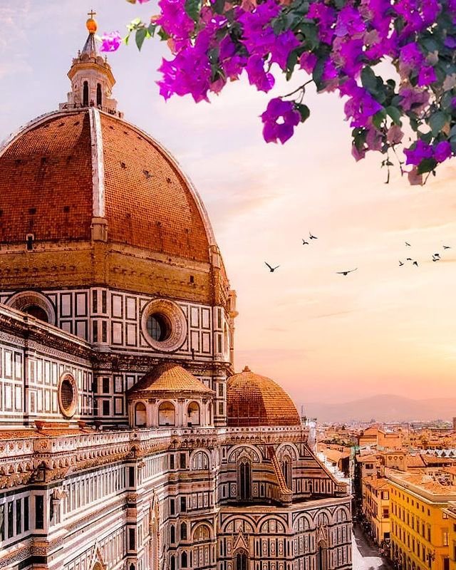 helena_mar19's tweet photo. Good Morning 
Happy Weekend 

(Italy,📷Pinterest) https://t.co/lZwWrFRMUv