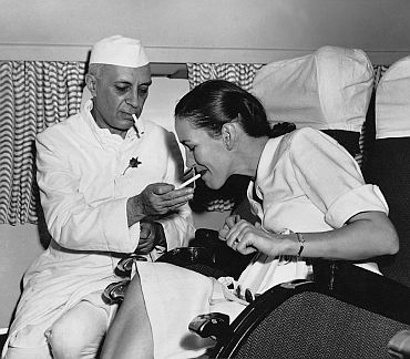 skullcurator's tweet photo. @Yesforhope1 @_nehruvian Nehru with her other neice https://t.co/E9g7HXHYFH
