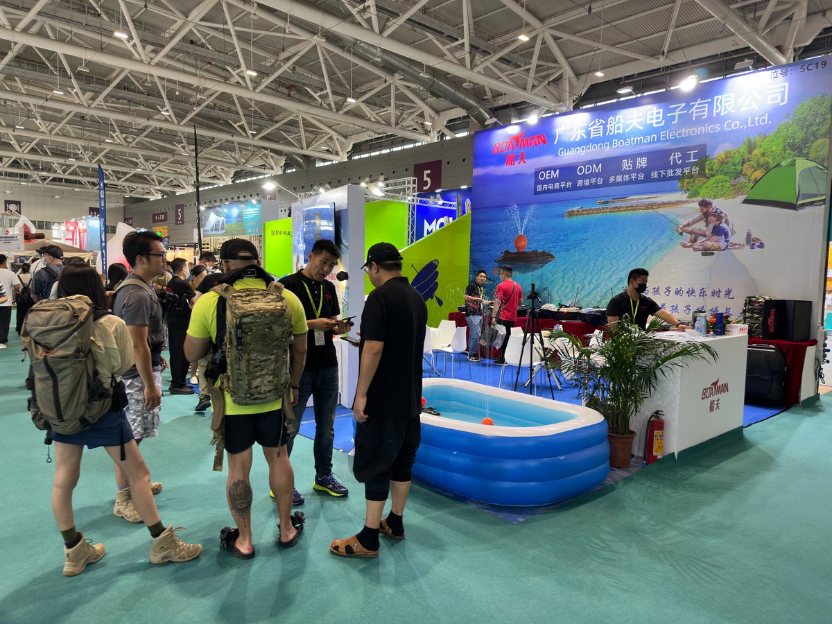 Toy Boat Ready to Sail! The only one with lights and spraying water in the world. Are you excited yet?  look forward to meeting you at the Shenzhen Outdoor Exhibition #boatman #rcboat #rctoys #toys #leisure #entertainment #new #rcmodel #Rcboat #rchobby #kidstoys #outdoortoys