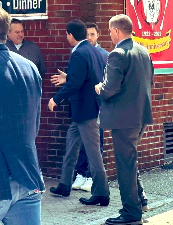 Dash Dobrofsky tweet media