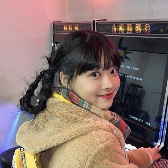 ashionaaa's tweet photo. ❧ day 1

hi i'm syl ! looking for interactive #moots
 
— 16 , filo
— she/her
— not new to #kpoptwt #stantwt 
— lf engene, fearnot, dive, tokki, and carat moots
— any fandom is welcome 

♡ / ↻ are appreciated tysm ! https://t.co/HHKdqnnR9G