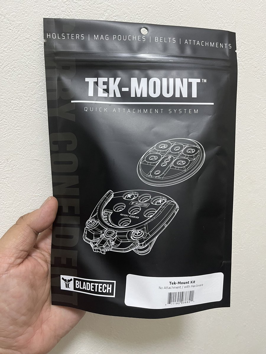 taka1974's tweet image. BLADETECH TEK-MOUNT、Eleven10のCATホルダーに装着。

#BLADETECH