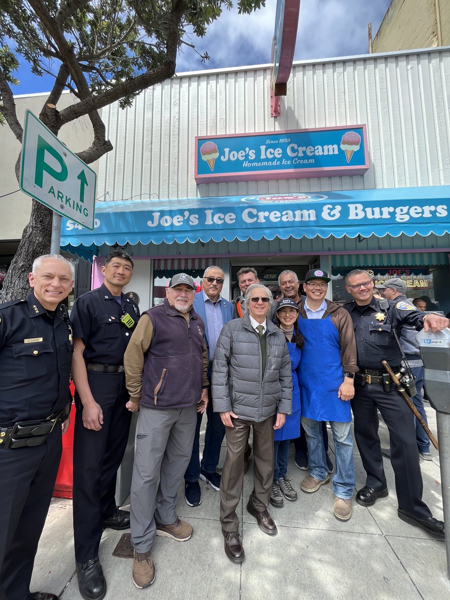 SFPDACLazar's tweet photo. What an incredible afternoon meeting residents and merchants at Joe’s “Ice cream with a cop” event. A huge turnout and success! Thank you to owners Mr and Mrs Kim, Captain Canning, SFFD, and the outstanding officers! @SFPDRichmond @SFTrafficSafety @SFFDPIO #safetywithrespect https://t.co/dBJxMaR68O