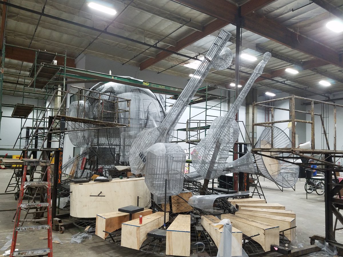 LionsFloat's tweet image. The Lions International float is taking shape. The wire frame is completed, next is the foam. This year's Rose Parade theme is Celebrating a World of Music: The Universal Language. #lionsfloat #lionsclub #roseparade
