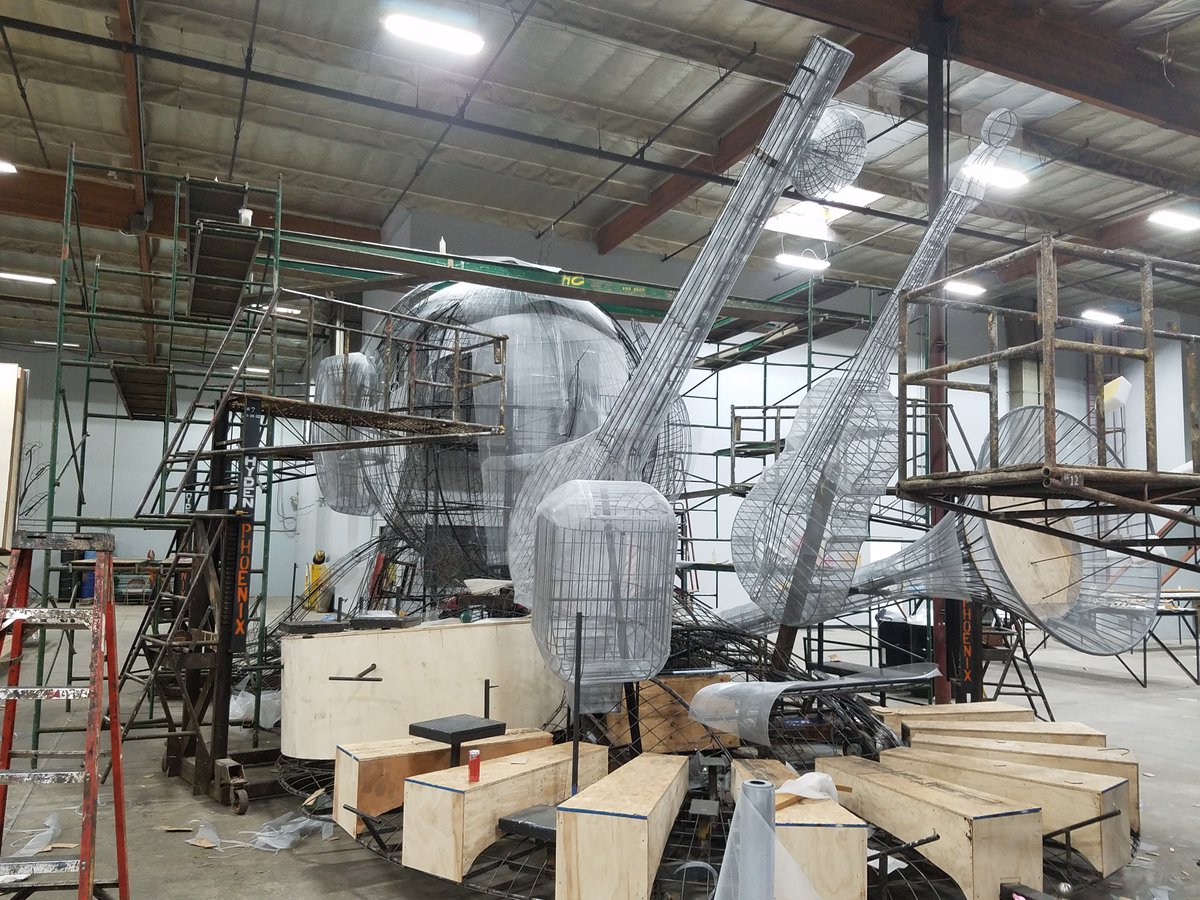 LionsFloat's tweet image. The Lions International float is taking shape. The wire frame is completed, next is the foam. This year's Rose Parade theme is Celebrating a World of Music: The Universal Language. #lionsfloat #lionsclub #roseparade