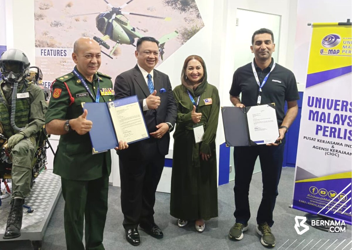 BERNAMA (@bernamadotcom) on Twitter photo UniMAP jalin kerjasama dengan syarikat swasta perluas bidang aeroangkasa, pertahanan
<a href="/UniMAPOfficial/">Universiti Malaysia Perlis</a> #LIMA2023 #LetsGoLIMA2023 #Aerospace #Maritime #MalaysiaExhibition
bernama.com/bm/am/news.php… UniMAP jalin kerjasama dengan syarikat swasta perluas bidang aeroangkasa, pertahanan
<a href="/UniMAPOfficial/">Universiti Malaysia Perlis</a> #LIMA2023 #LetsGoLIMA2023 #Aerospace #Maritime #MalaysiaExhibition
bernama.com/bm/am/news.php…
