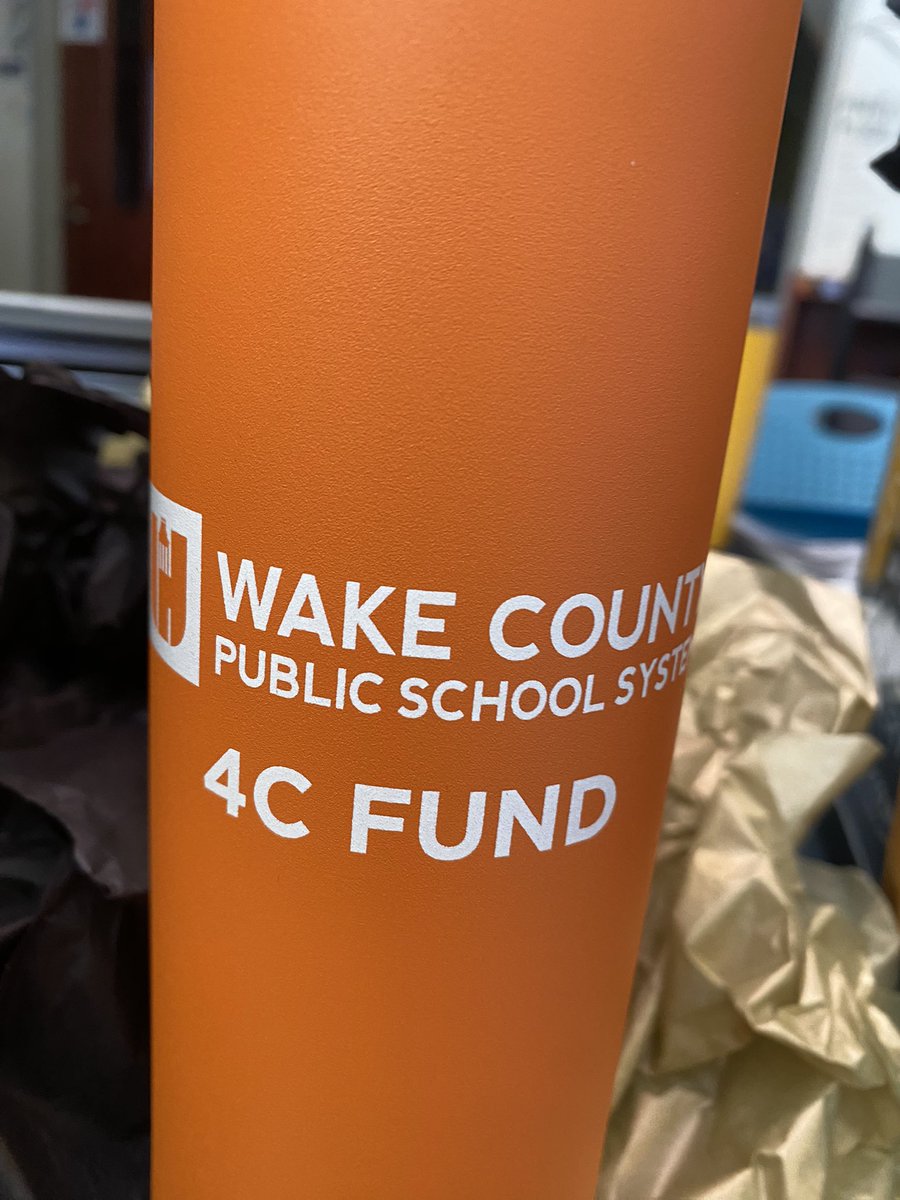 knightdalelc's tweet image. We are so thrilled to be awarded the 4Cs grant to continue our mission to diversify the computer science field with our #GeekWeek action research project with our library media studies student interns @Media__mayhem @JKochKHSCD