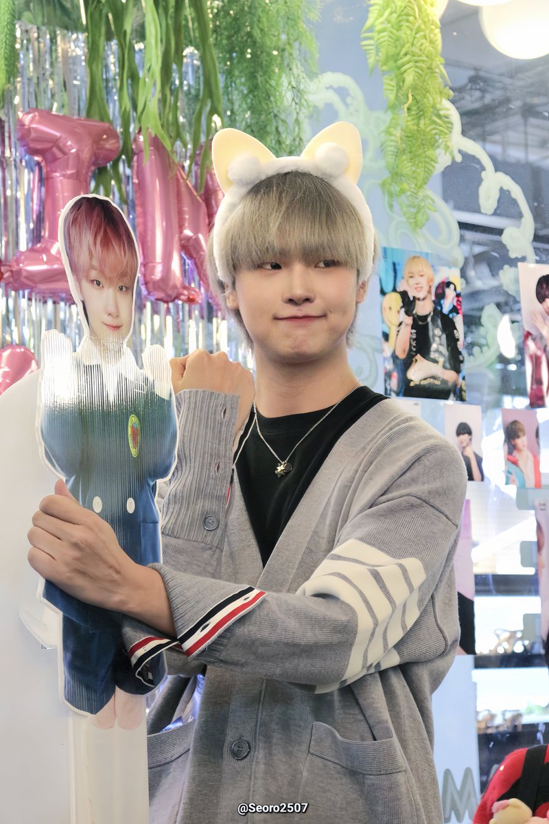 seoro2507's tweet image. 👉🏻🐱👈🏻 
#0226WithLoveYUNMIN #HAPPYYUNMINDAY 
#THE7 #YUNMIN #윤민