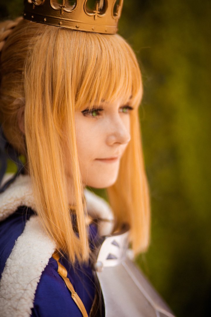 My saber cosplay !! Finally !! 
Photos by: ke_vassilli_photos on ig 
#typemoon #sabercosplay #fate #fatecosplay