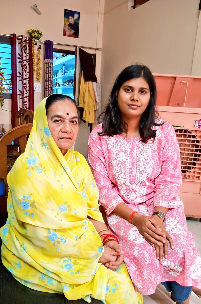 subhi_karma's tweet image. This week, I met this Jain family whose son joined Hizb-ut-Tahrir (HuT) & has been booked for converting hundreds of people to Islam. The Madhya Pradesh ATS suspects terror links as well.
Sourabh Jain became Mohd Salim Jain almost 10 year's ago. His parents live in Bhopal.