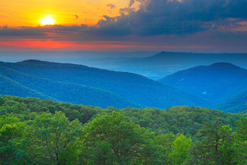 40+ Things To Do In Virginia’s Blue Ridge Mountains + 3-Day Trip Itinerary outdoorfamiliesonline.com/virginias-blue… #outfam #outdoorfamilies #outdoors