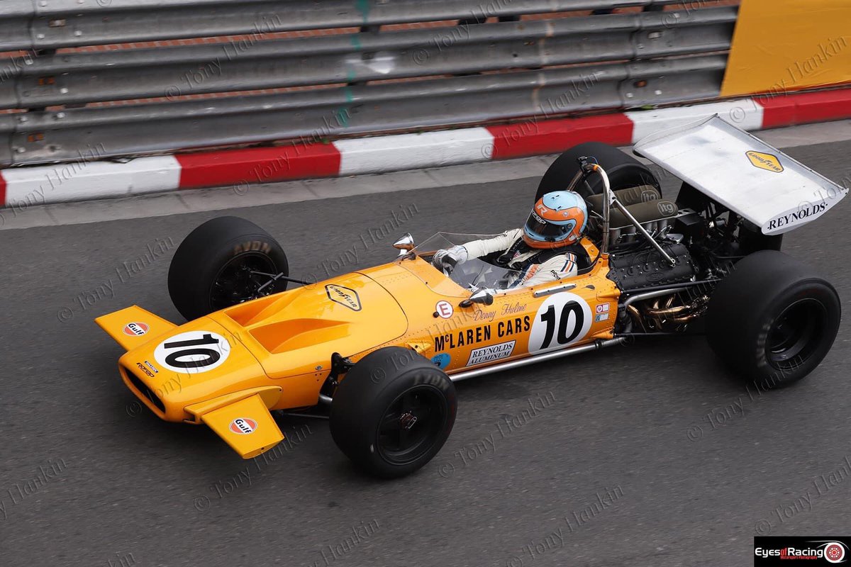 One year ago, I was there ! Always close to papaya’s car 😁🧡 @McLarenF1 #MonacoGP #FansLikeNoOther #BruceMcLaren  #speedykiwi #foreverforward