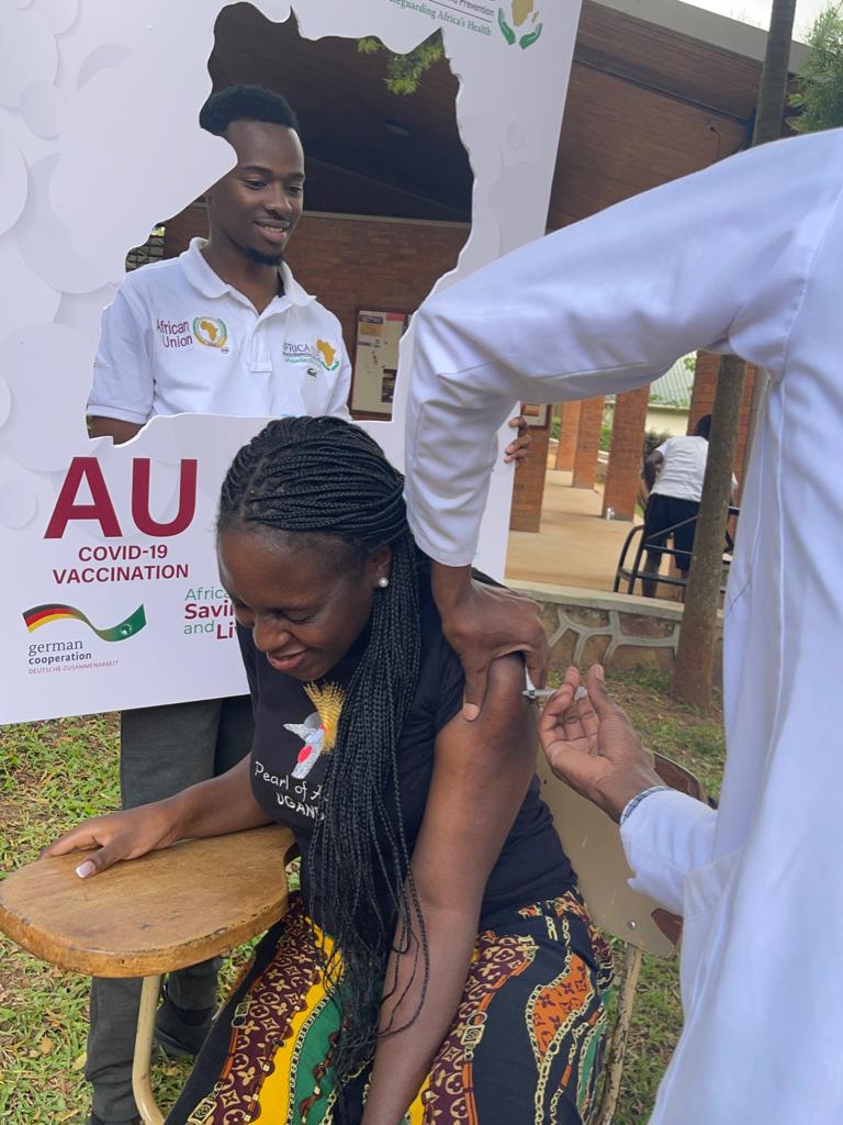 #CovidIsNotOver #COVID19vaccination 
@UCUniversity  #nkoyoyo #AUNYD2023