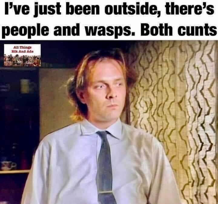 HPipesy's tweet photo. #ihatesummer. ladies in awful primark dresses men half  naked with breathing problems https://t.co/svLAbMpqW4