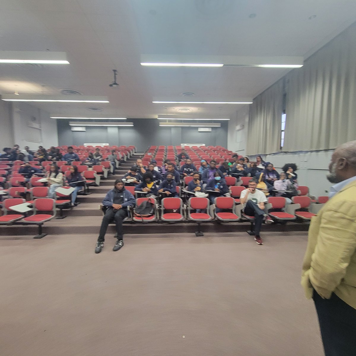 Great to have 10th grade class (110 students) from <a href="/PCPSTRAILBLAZER/">Pathways Prep</a> visit <a href="/BCCcuny/">Bronx Comm. College</a> <a href="/CUNY/">The City University of New York</a> today and our STEM labs in Biology, Chemistry, Physics &amp; Nursing. Thanks VP Gantt, Josh Perez and the admission's team and our dedicated faculty. Offering Gen Chem I class to a cohort in Fall