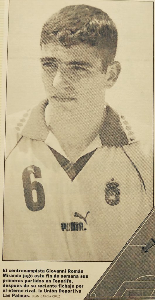 XGiovanni10's tweet photo. Mucha suerte hoy @UDLP_Oficial !! 💛💙 https://t.co/fdumUWFBSL