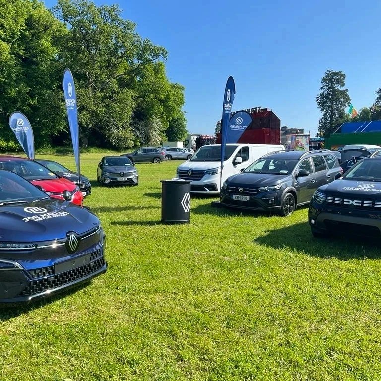 A gorgeous morning at @ShineInEmo. ☀️😎

Call over to us for a chat and a look at our 232 range, it promises to be a great day.

#shineinemo #emocourtestate #sunnysaturday #laois #232range #joemallonmotors