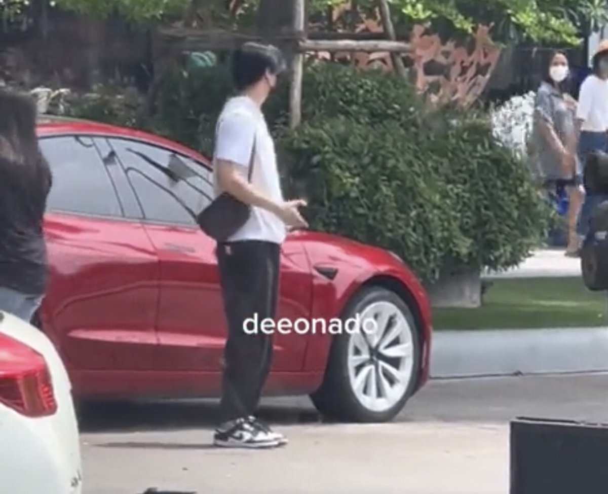 iam_rainnie's tweet image. Tesla model 3 - 1.346 ล้าน
ใช่ปะ ฮืออออออออ มีบ้านมีรถแล้ว ละมีสะใภ้ไปฝากแม่ยังคะ ทางนี้พร้อมแล้ว