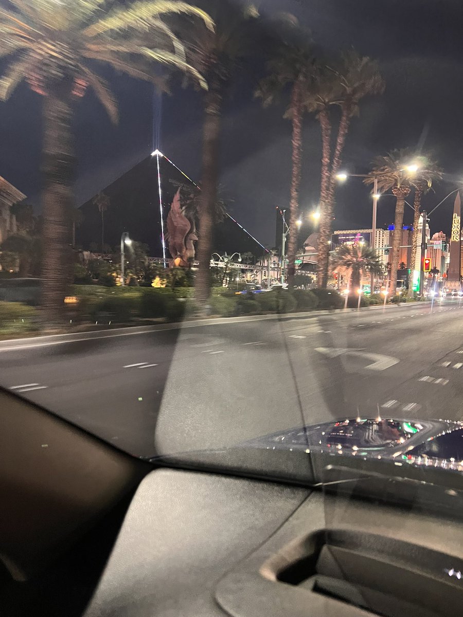 JTShehan1's tweet photo. Having fun our first night in Vegas. #gayleforce https://t.co/8BWZu22FtO