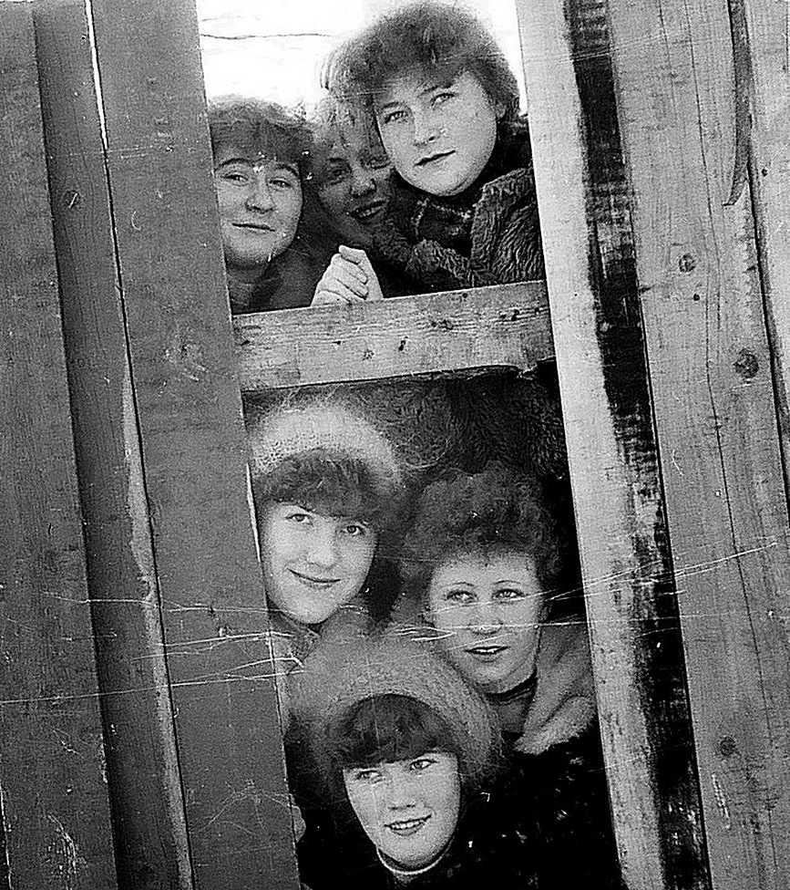 Исторические Фото on Twitter: \"Девчонки из ГПТУ-51 в г. Клин. В училище ...