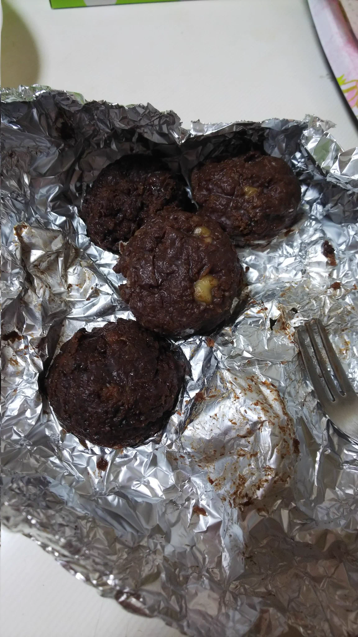 @manimanibleble 初めまして😊
こちらは一昨年のバレンタインに作ったチョコクランチのなり損ないです！
対戦よろしくお願いします！ 
