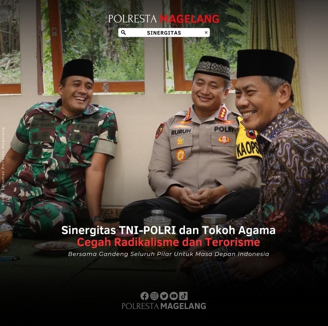 sekklk's tweet photo. Bersama kita rapatkan barisan, demi masa depan Bangsa
#STOPTERORIS
#STOPRADIKALISASI
.
.
.
Baca Berita Seputar Polri KLIK Link di Bio Instagram @polrestamagelang
#polripresisi #kapolri #poldajateng #polrestamagelang #jawatengah #magelang #magelanginfo #borobudur #candiborobudur https://t.co/B0fNW2EytR