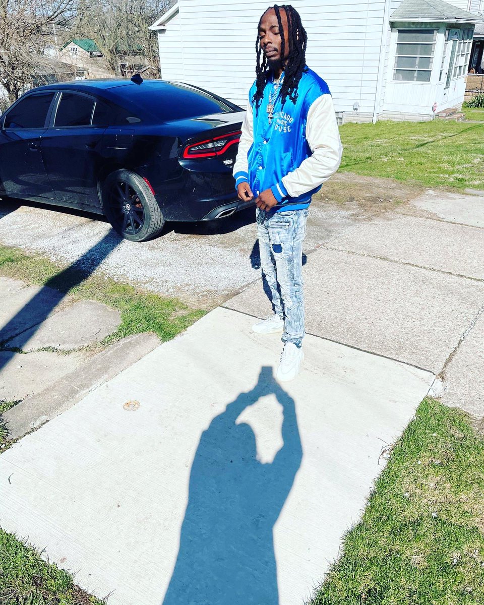 Offcial_YungHust (@tbsyunghust) on Twitter photo 