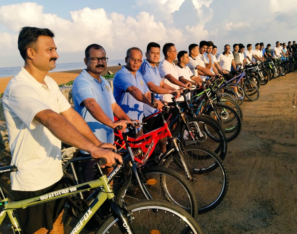In continuation to #WorldEnvironmentDay2023 Celebrations, Air Force Stn Thiruvananthapuram organised beach-cleaning and cycle rally activities on 26 May 23 at Shanghumugham beach, Tvm. Air warriors participated in activities with great zeal & enthusiasm. #LifestyleForEnvironment