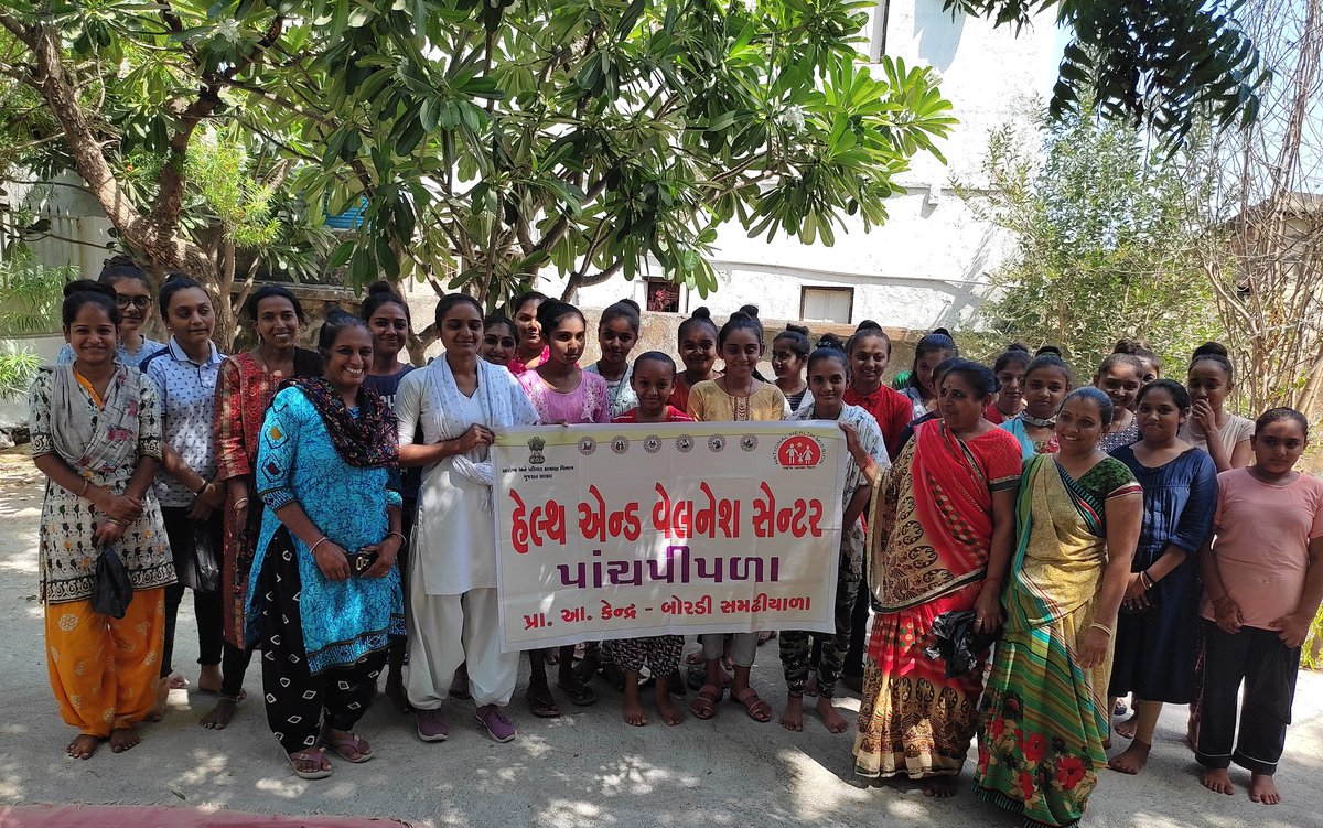 chopanchpipla's tweet photo. Menstrual Hygiene Day celebration with Adolescent Friendly Health Club by Health Education+Sanitary Pad Distribution + playing  joyfull games.
@AyushmanHWCs 
@CollectorRjt 
@DDORAJKOT1 
@cdhorajkot 
@JetpurTho 
@SbccHealth 
@RajkotDieco https://t.co/mN4SQMi4Tu