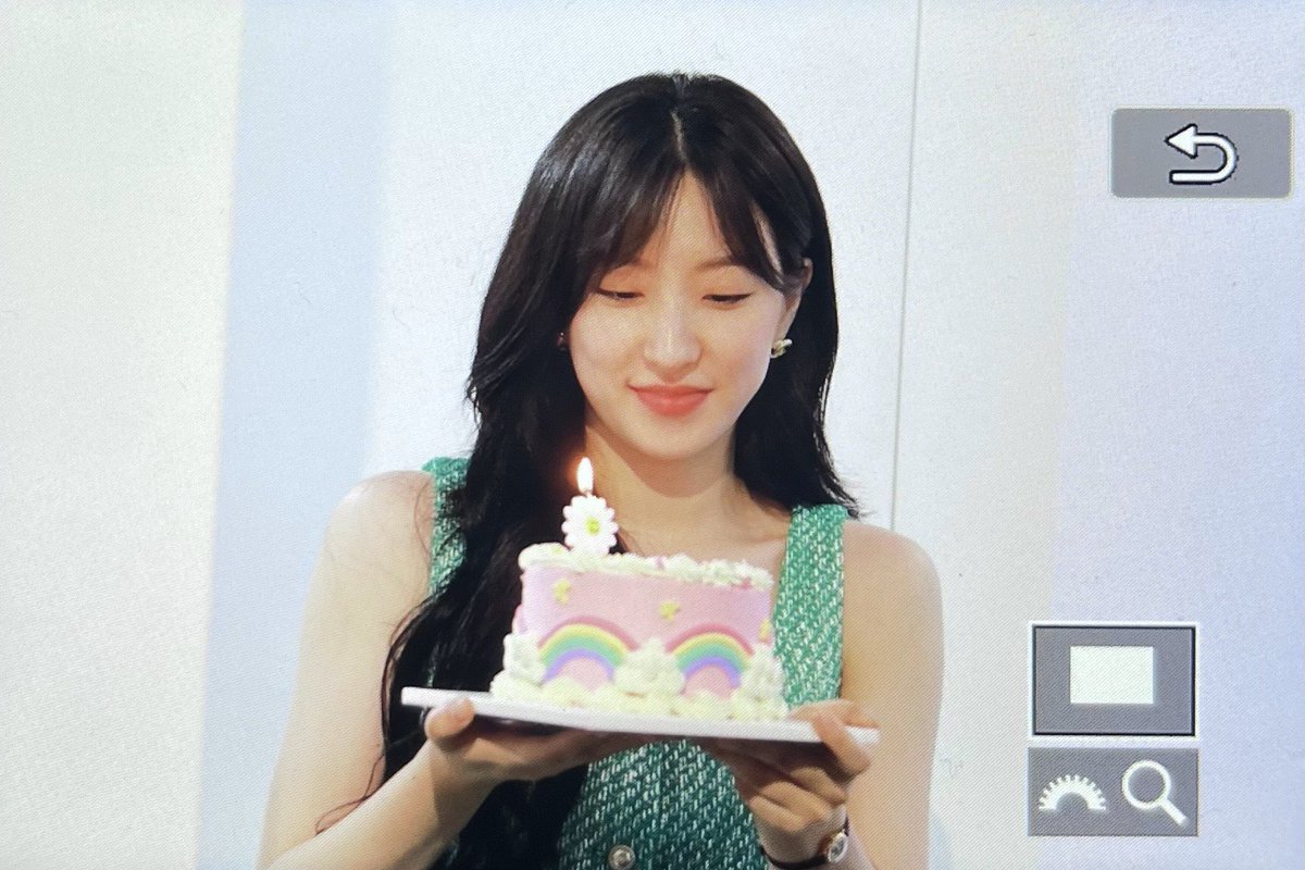 230527
주연아 생일 축하해 사랑해💙
#은서 #EUNSEO #우주소녀 #WJSN
#우리의_봄_주연이에게