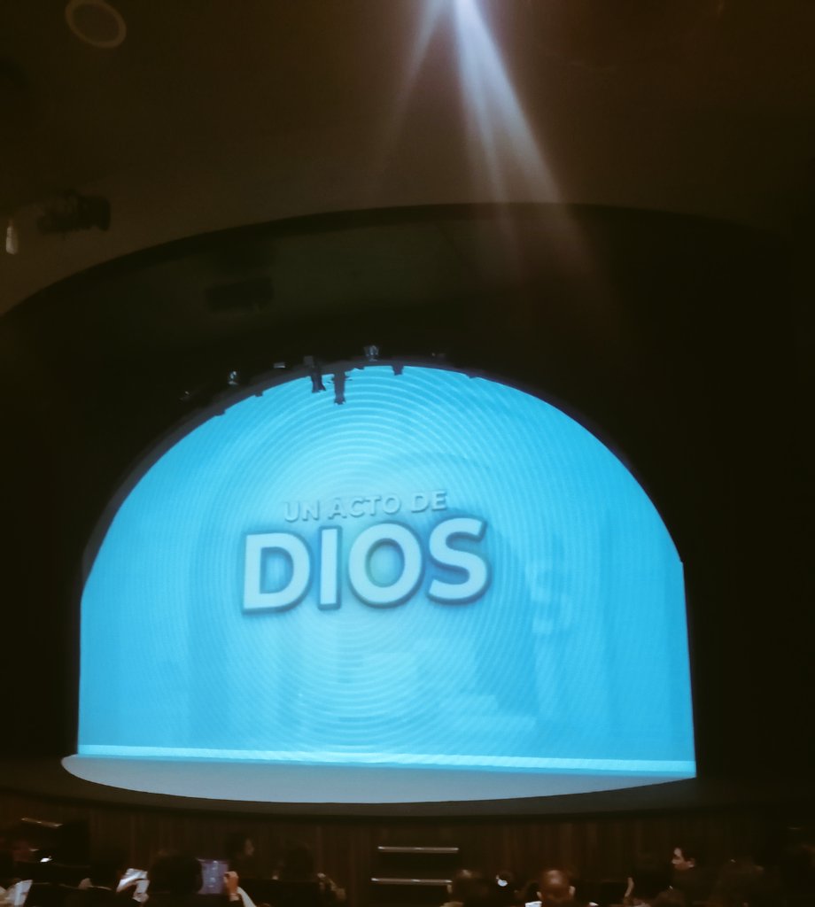 Kary_C_B's tweet photo. Muchas gracias por está noche de risas y reflexión, @Horacitu @_Maniguis @La_Supermana 👏🏼👏🏼👏🏼👏🏼👏🏼 https://t.co/TTtlUIdpXi