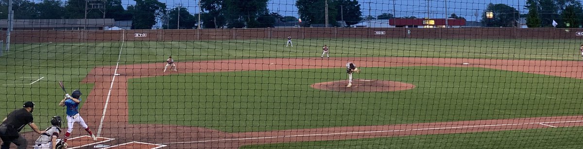 RushmanAngie's tweet photo. @JC_BragerBase Great night! Keep working! ⚾️⚔️⚾️ https://t.co/Ruxr8cLsfL