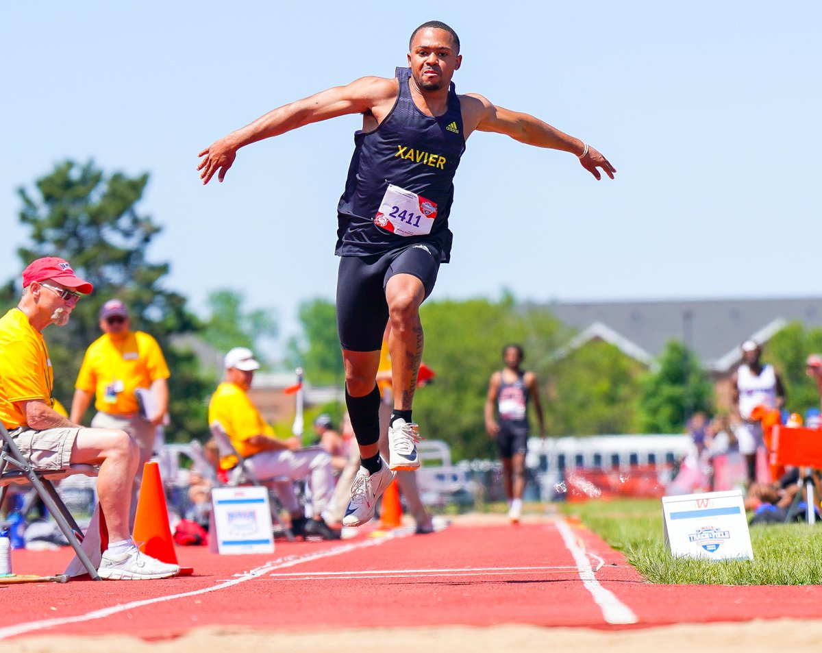 Alexander wins #XULA's first #NAIA national championship in track and field
• Story: is.gd/S1aM9m
• Results: is.gd/JjH93v
#TeamGold #HailAllHailXU #NAIATrack #HBCU 
photo: Jake Paige 
<a href="/IWUTFNationals/">IWUTFNationals</a>